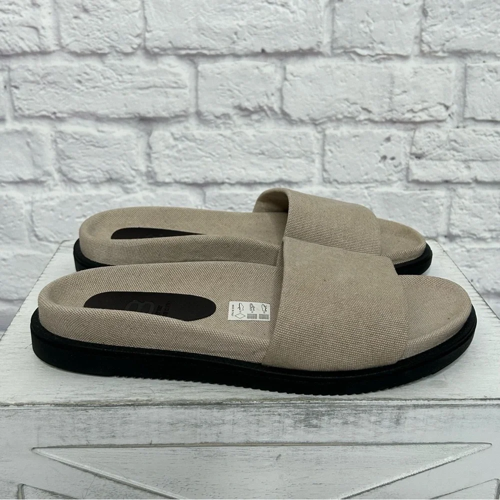 NWOT 8 By YOOX Men’s Beige Canvas Slide Sandals